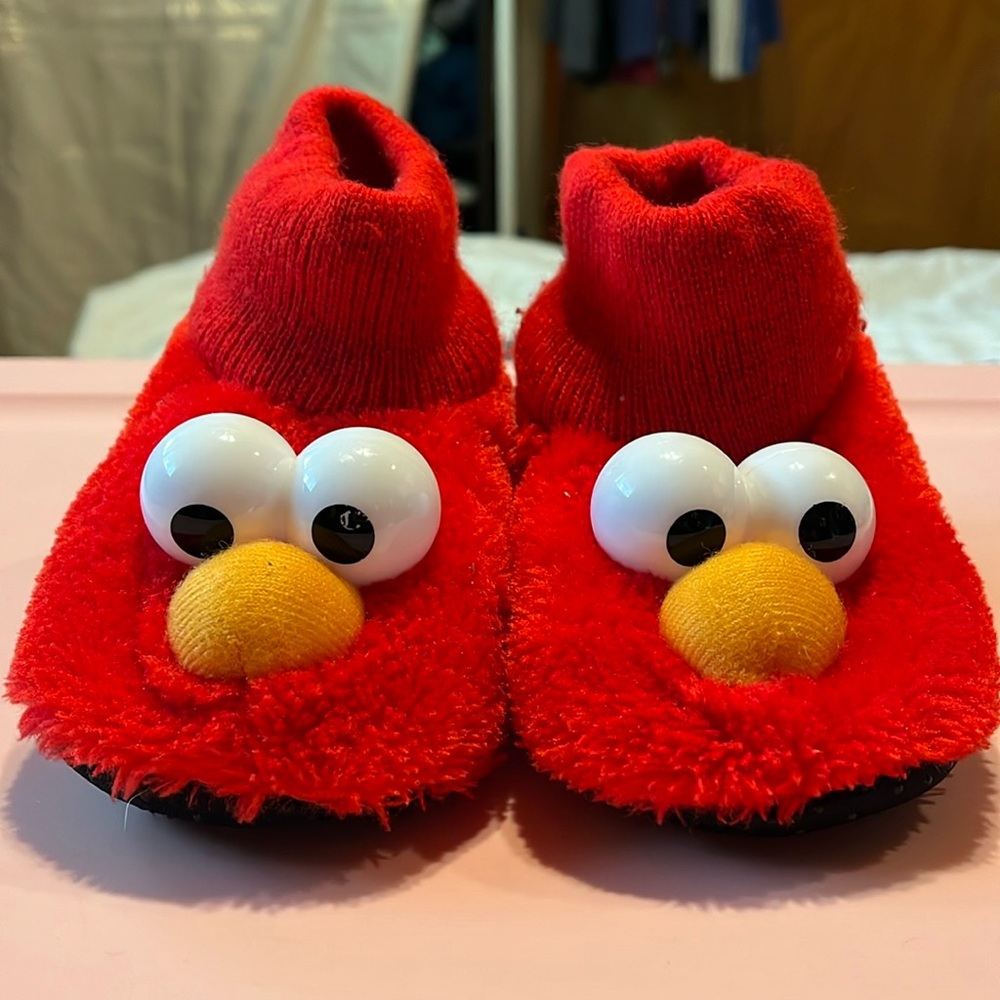 Elmo Baby-Toddler Booties size S or 5/6